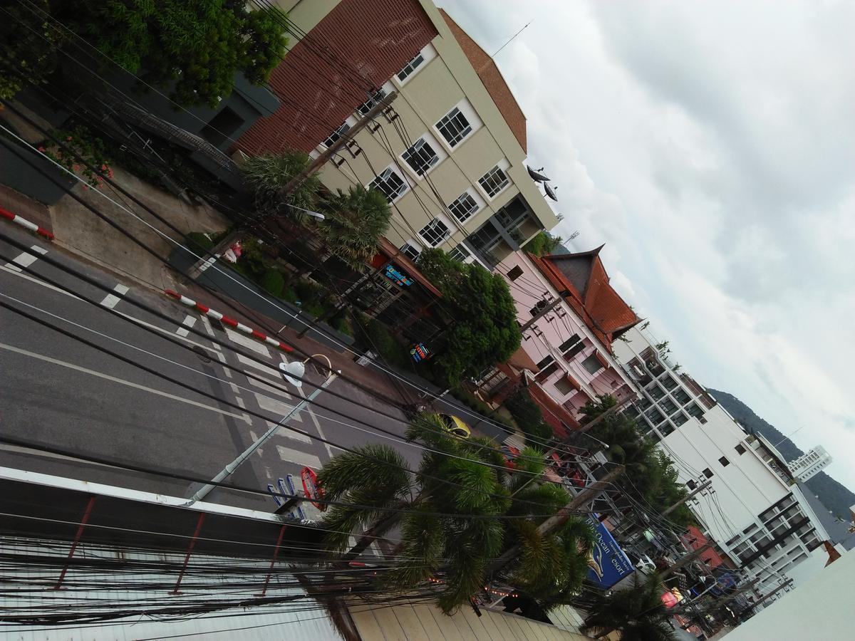 Taj Phuket Inn Patong Bagian luar foto